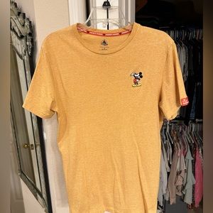 Disney Parks Micky Mouse Embroidered T Shirt Men’s Small
